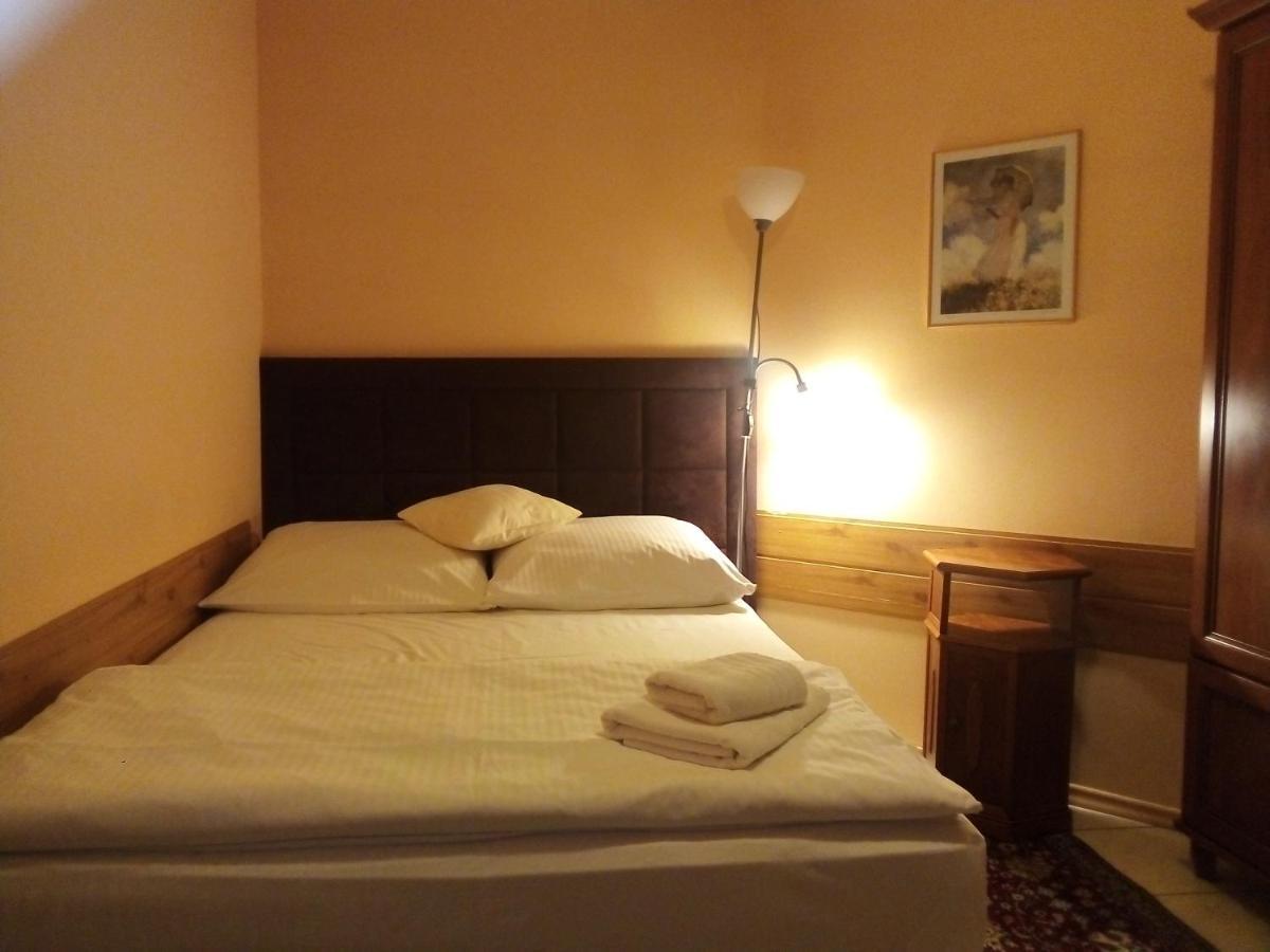 Villa Minerva Zielona Gora  Luaran gambar